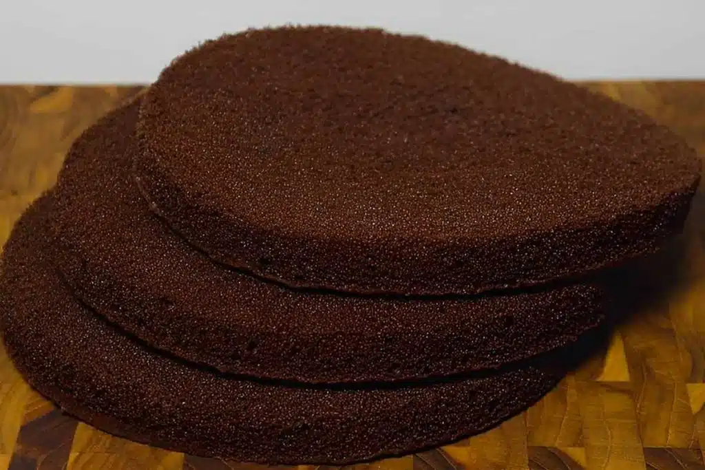 Pão de ló de chocolate para bolos de chocolate recheados
